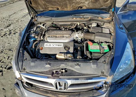 2006 Honda Accord Ex from USA, damaged, VIN 1HGCM66526A068554